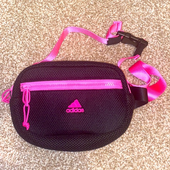 adidas Handbags - Adidas Women’s Adjustable Fanny Pack